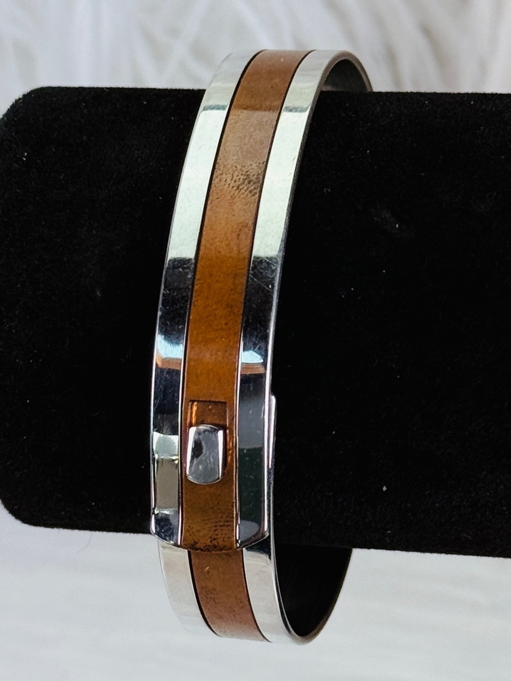 Vintage weighted, Silvertone Brown stripe costume hook bracelet